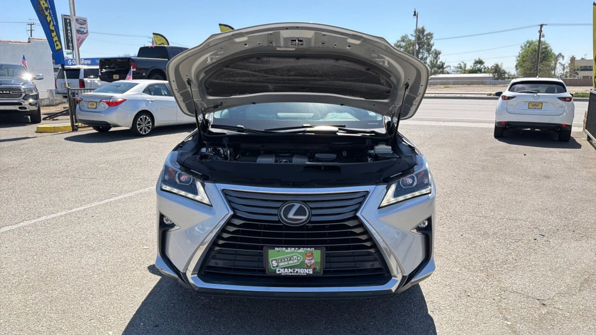 Lexus RX photo 12