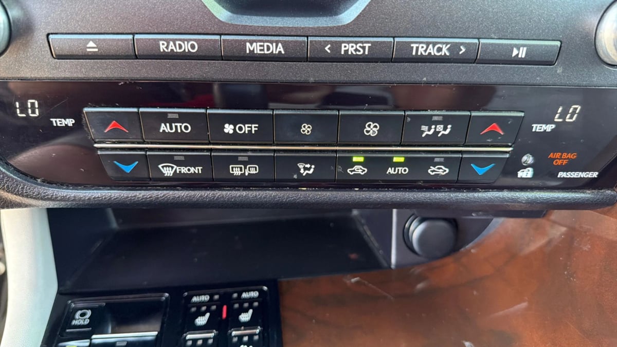 Lexus RX photo 35