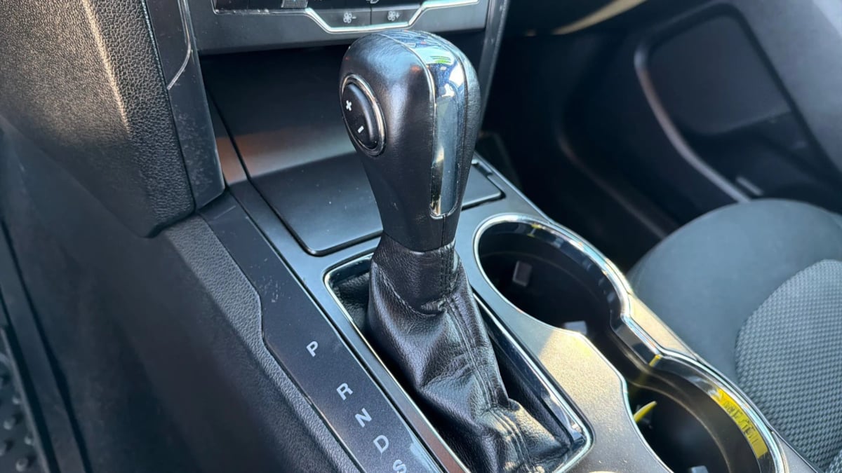 Ford Explorer photo 35