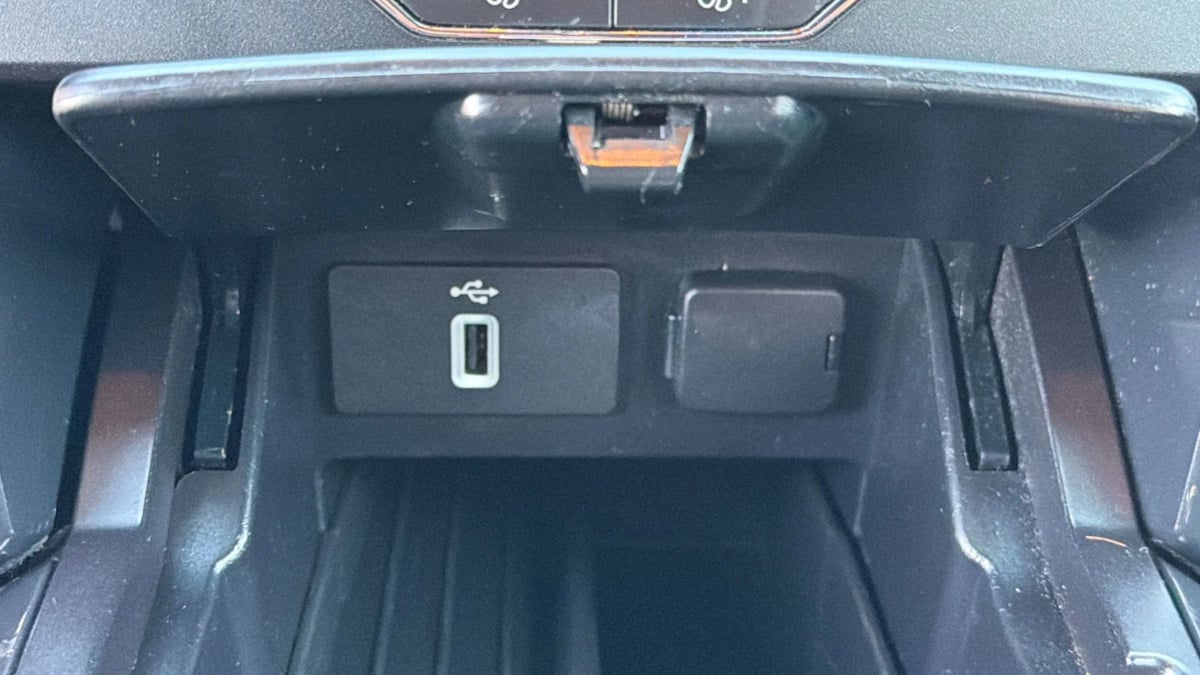 Ford Explorer photo 40