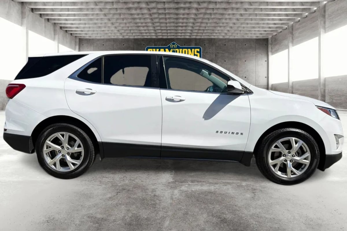 Chevrolet Equinox photo 2