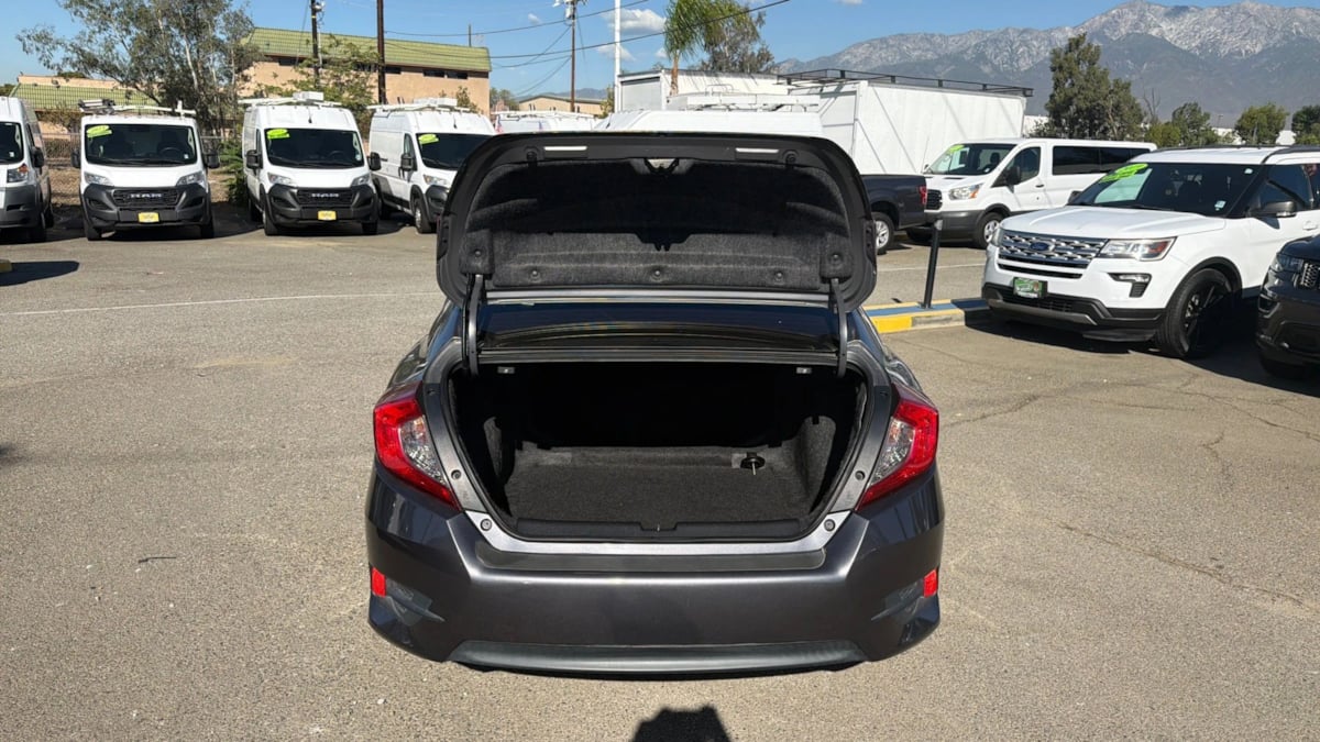 Honda Civic photo 14