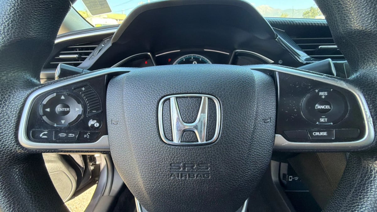Honda Civic photo 19