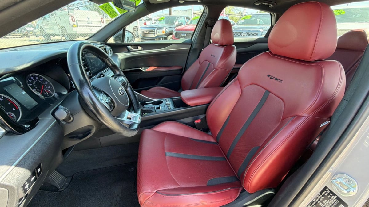 Kia K5 photo 10