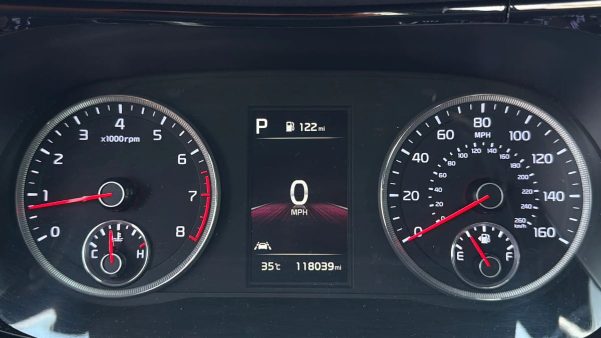Kia K5 photo 18