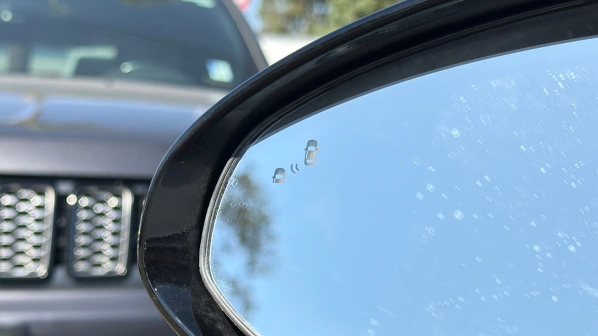 Kia K5 photo 26