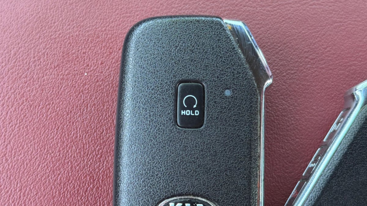 Kia K5 photo 28
