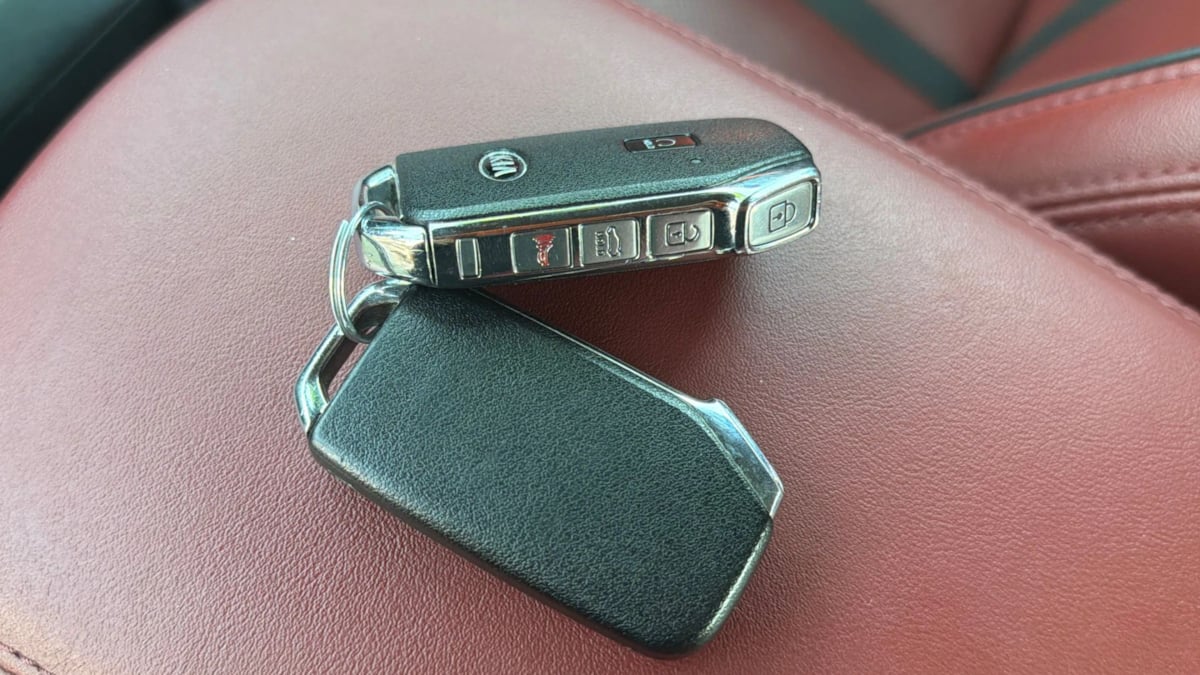 Kia K5 photo 29
