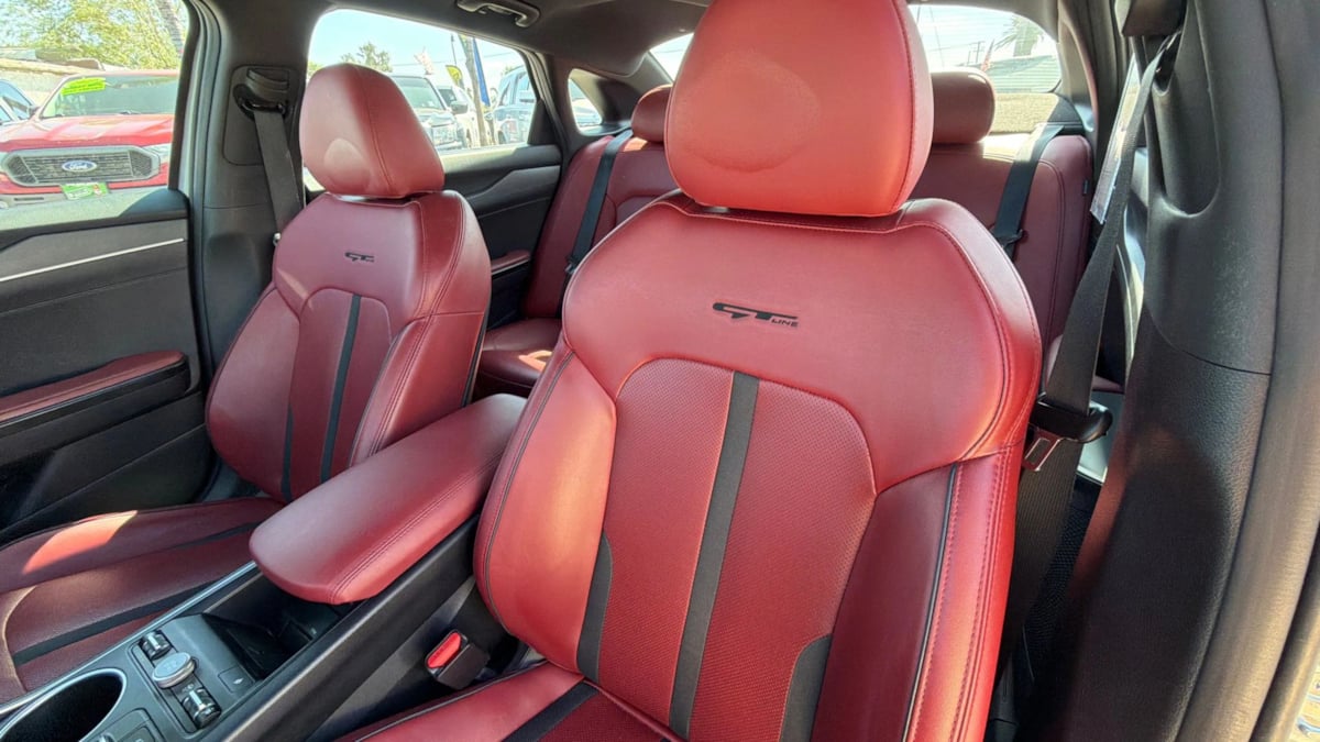 Kia K5 photo 33