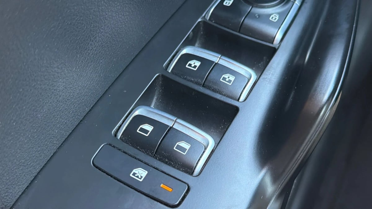 Kia K5 photo 35