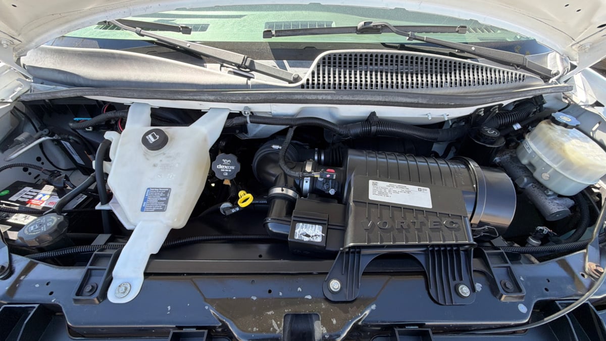 Chevrolet Express photo 21
