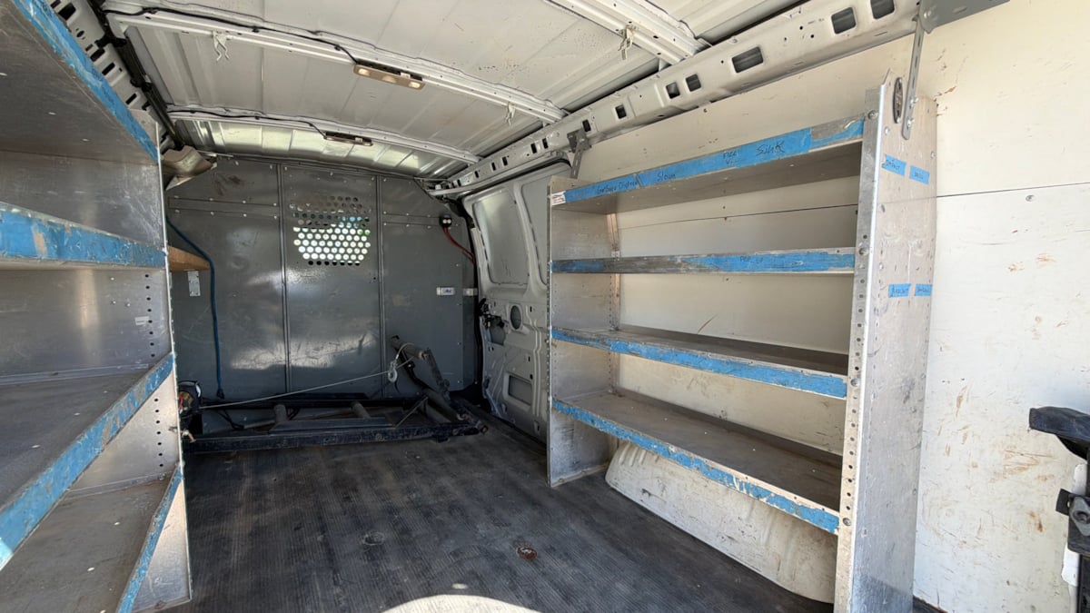 Chevrolet Express photo 25