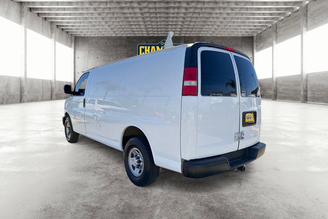 Chevrolet Express photo 5