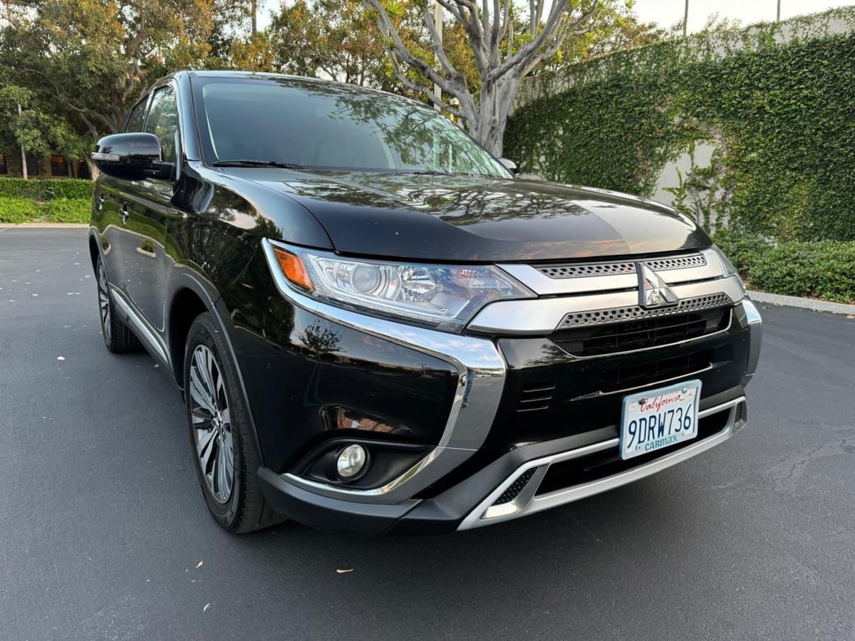 2019 Mitsubishi Outlander SE