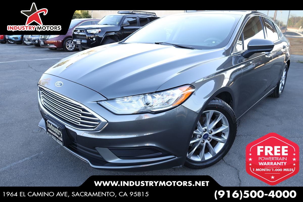 2017 Ford Fusion SE