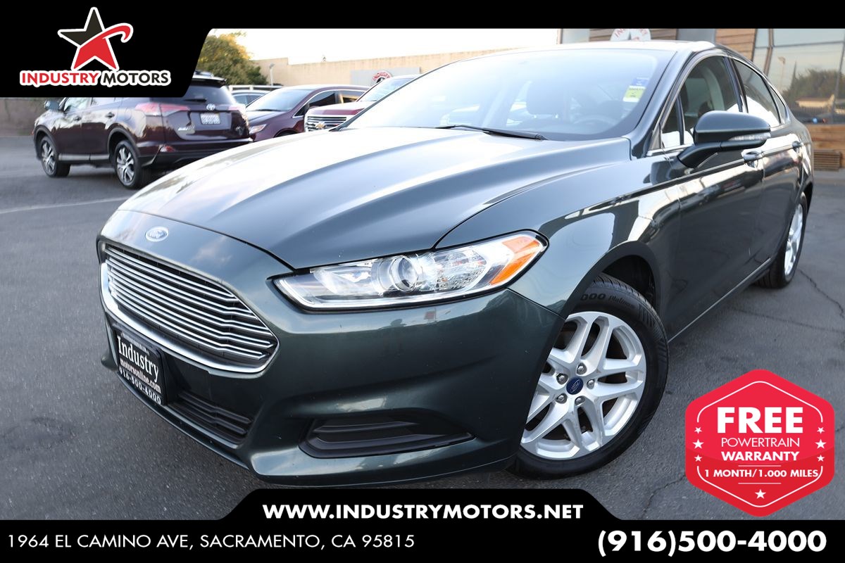 2016 Ford Fusion SE