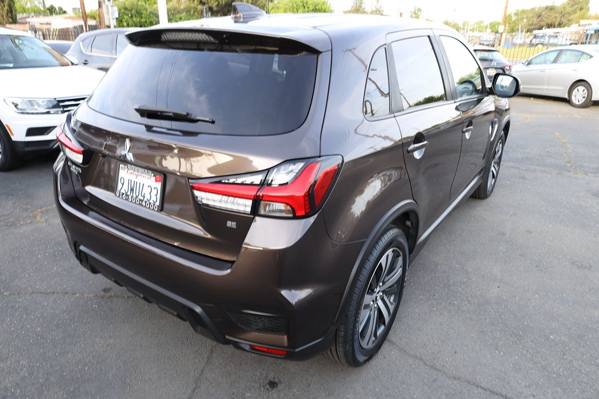 2020 Mitsubishi Outlander Sport ES photo 4