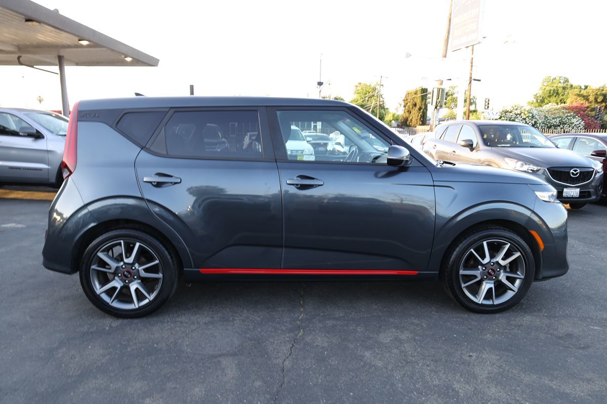 2020 Kia Soul GT-Line photo 5
