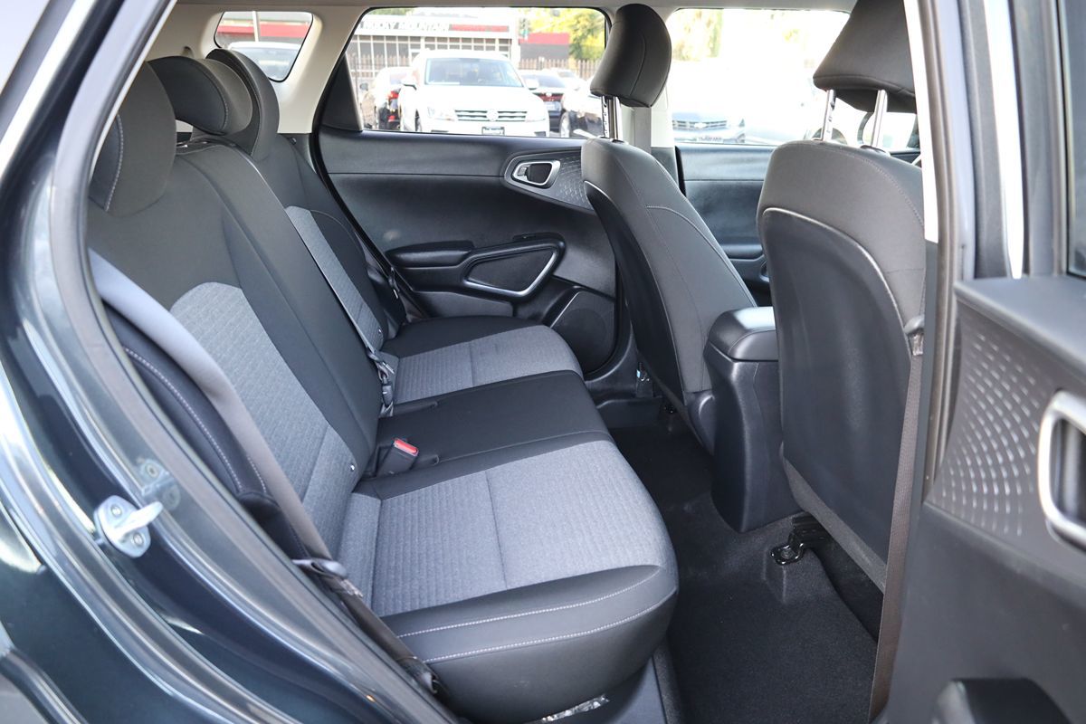 2020 Kia Soul GT-Line photo 12