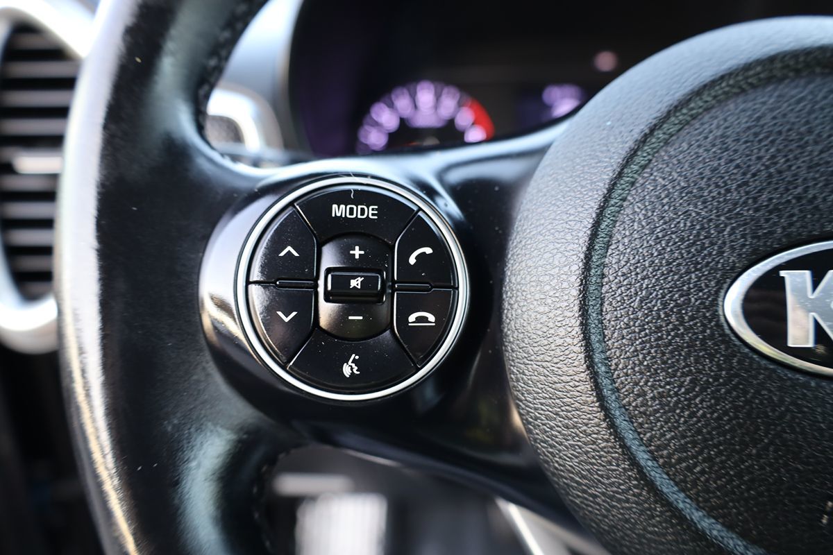 2020 Kia Soul GT-Line photo 22