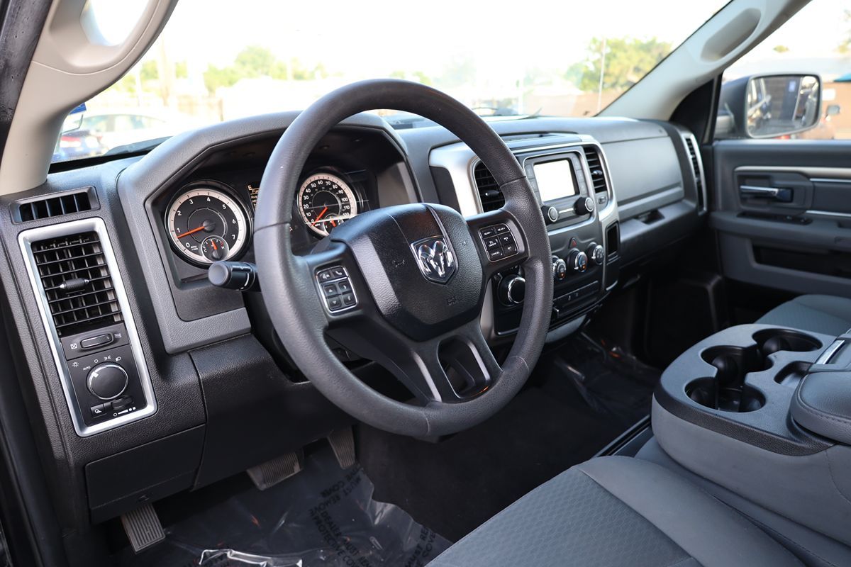 2019 Ram 1500 Classic SLT photo 19