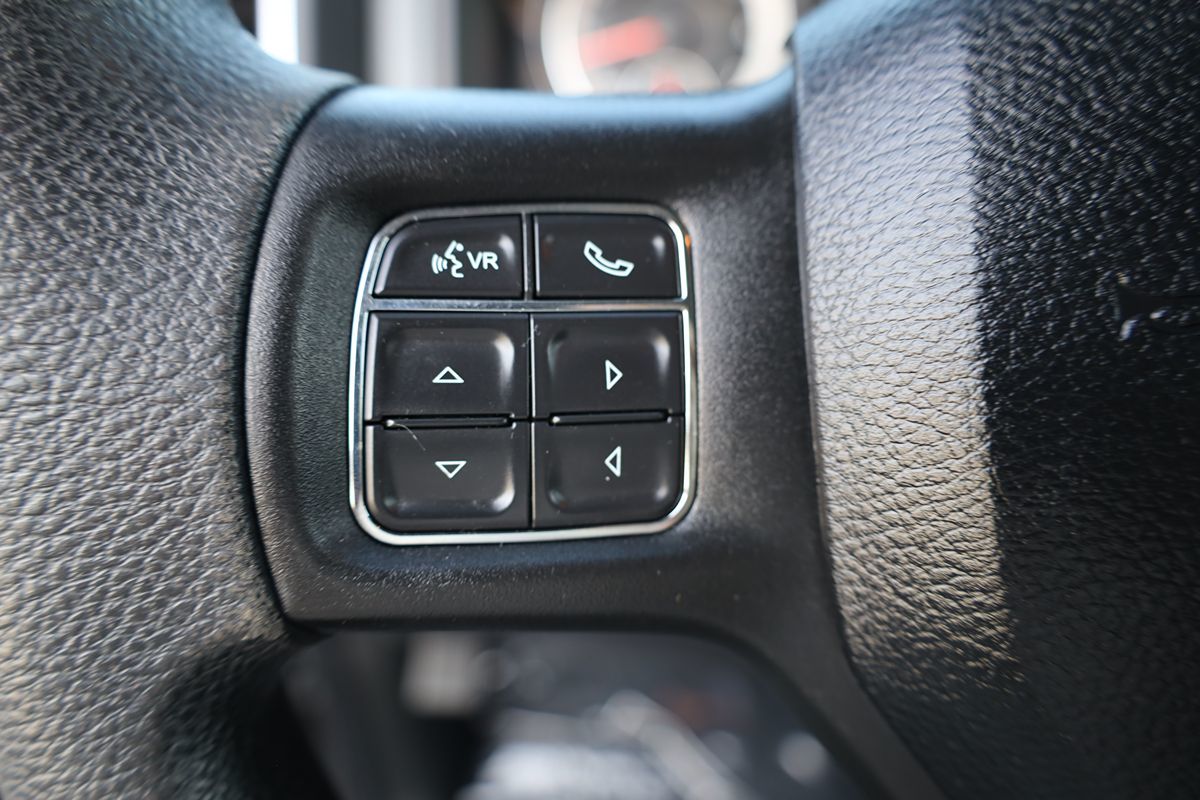 2019 Ram 1500 Classic SLT photo 21