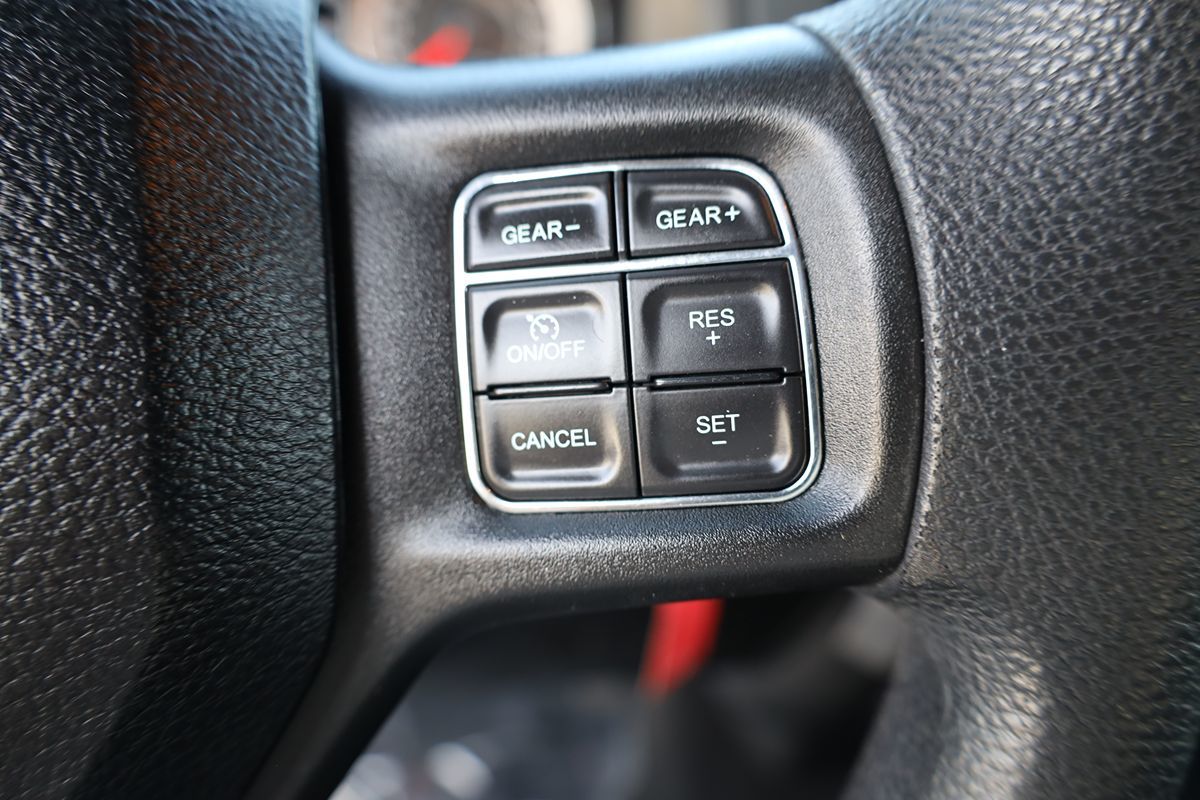 2019 Ram 1500 Classic SLT photo 22