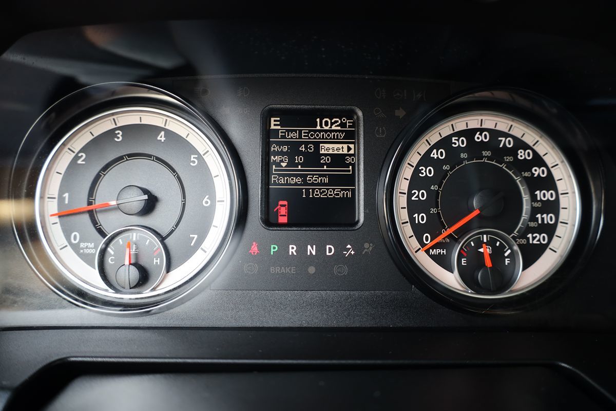 2019 Ram 1500 Classic SLT photo 23