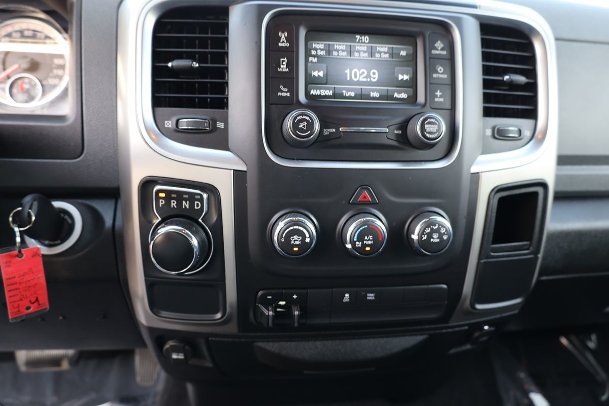 2019 Ram 1500 Classic SLT photo 24