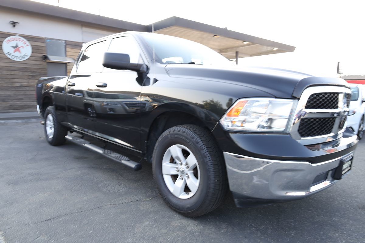 2019 Ram 1500 Classic SLT photo 29