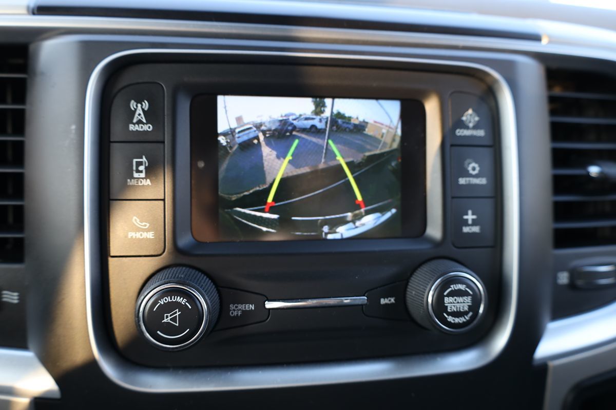 2019 Ram 1500 Classic SLT photo 31