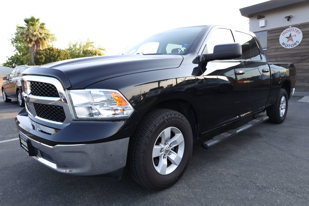 2019 Ram 1500 Classic SLT photo 30