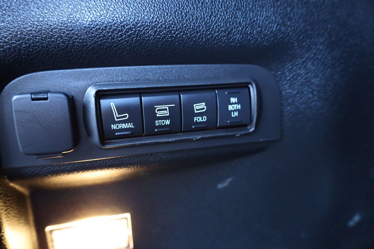 2018 Ford Explorer Limited photo 15