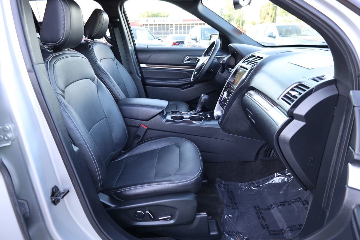 2018 Ford Explorer Limited photo 19