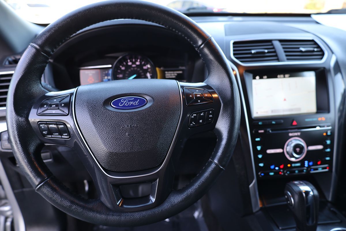 2018 Ford Explorer Limited photo 23