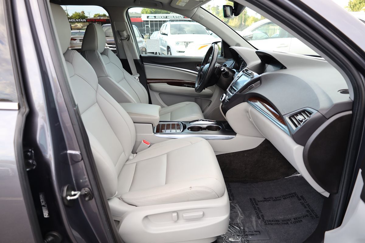 2018 Acura MDX photo 16