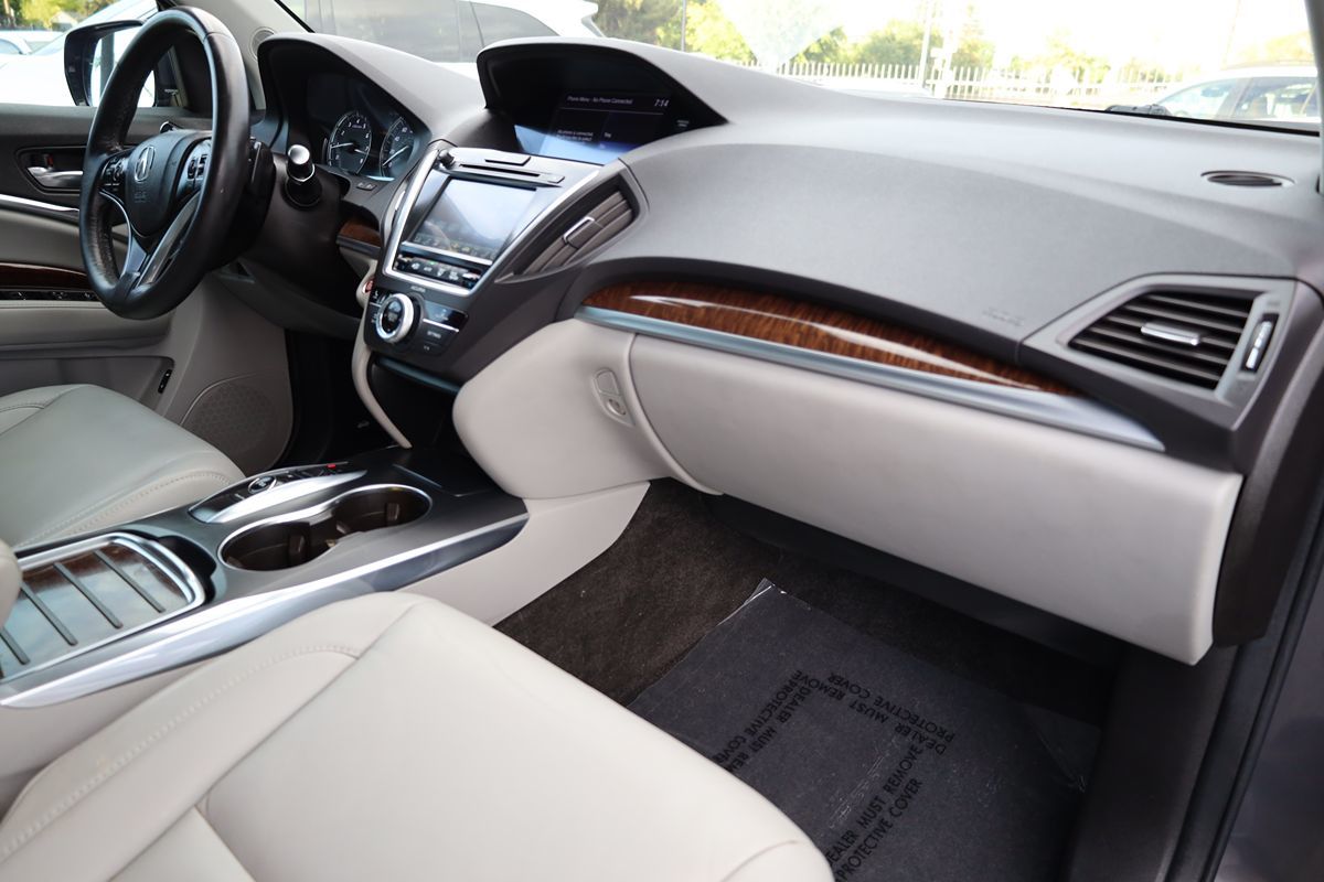 2018 Acura MDX photo 17