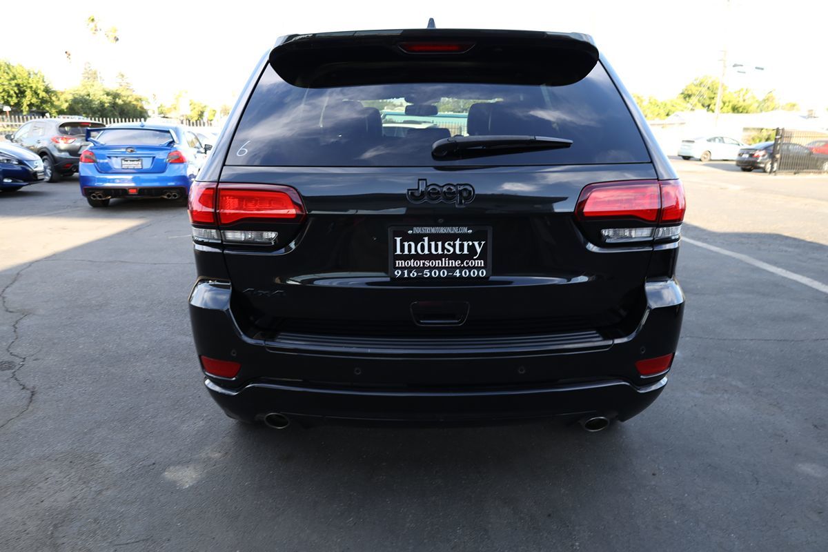 2015 Jeep Grand Cherokee Altitude photo 5
