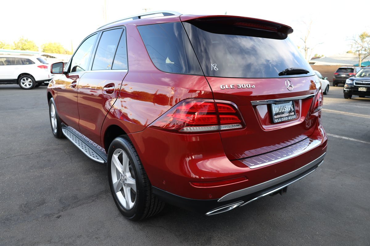 2016 Mercedes Benz GLE 300d 4MATIC photo 6