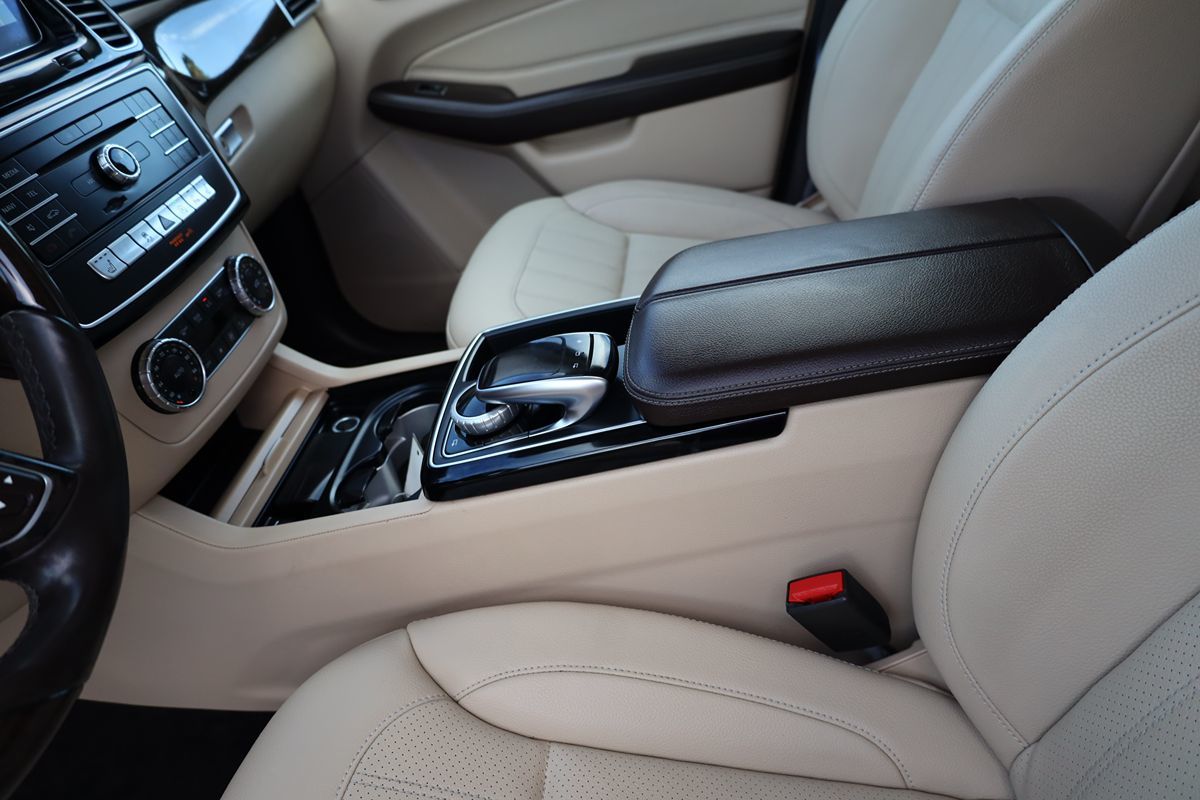 2016 Mercedes Benz GLE 300d 4MATIC photo 39