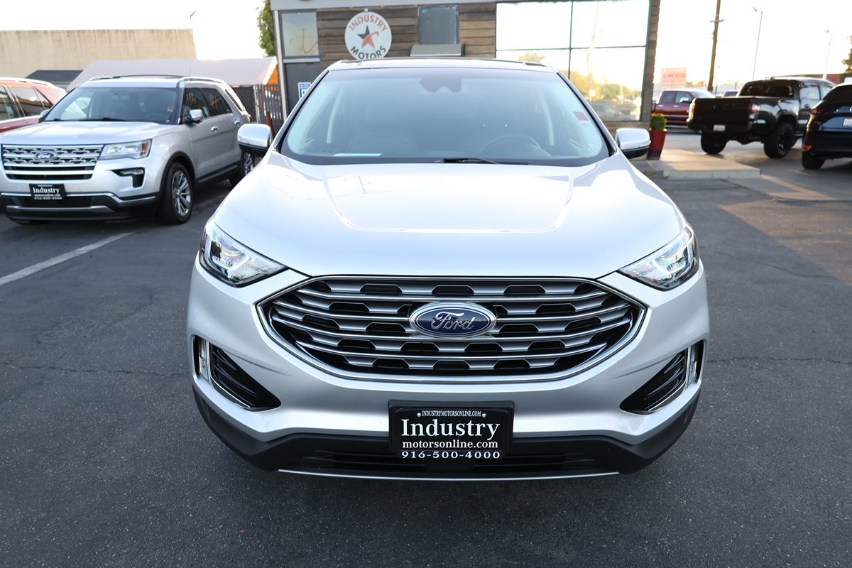2019 Ford Edge SEL photo 3