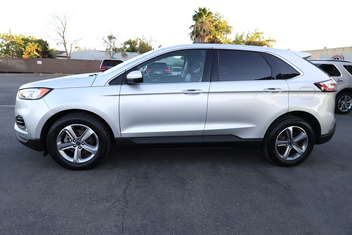 2019 Ford Edge SEL photo 7