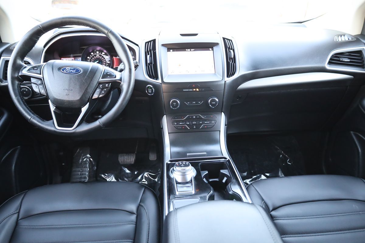 2019 Ford Edge SEL photo 19