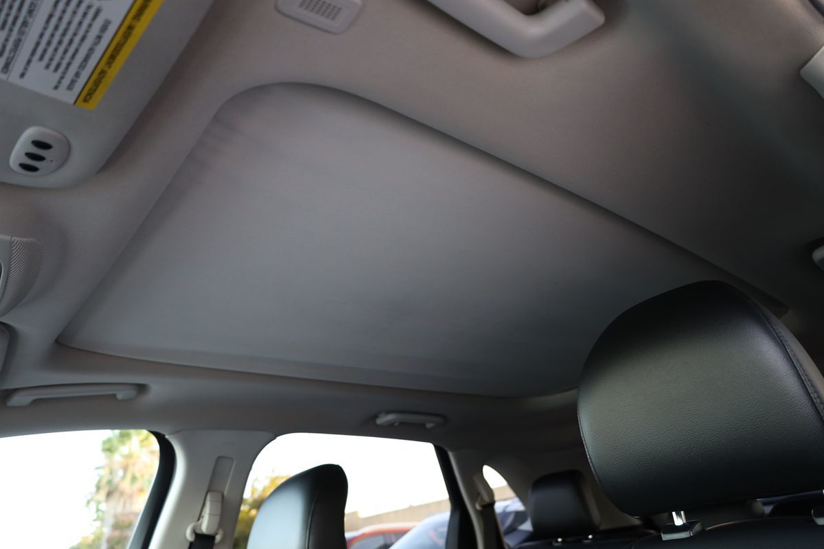 2019 Ford Edge SEL photo 34