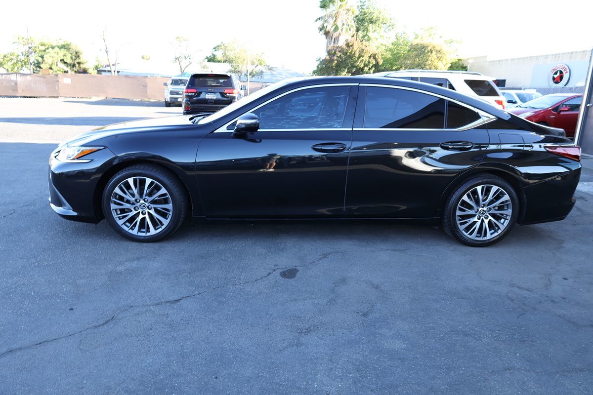 2019 Lexus ES 350 Luxury photo 7