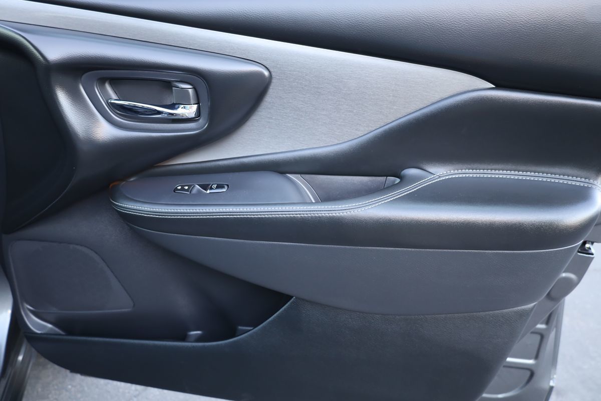 2019 Nissan Murano SL photo 18
