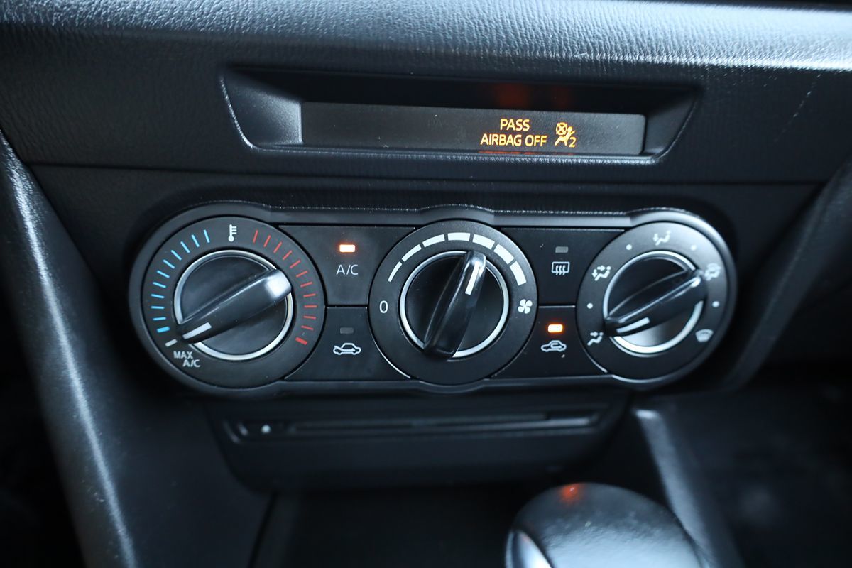 2014 Mazda Mazda3 Touring photo 19