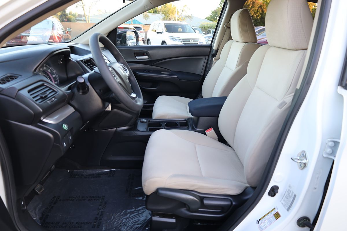 2016 Honda CR-V SE photo 4