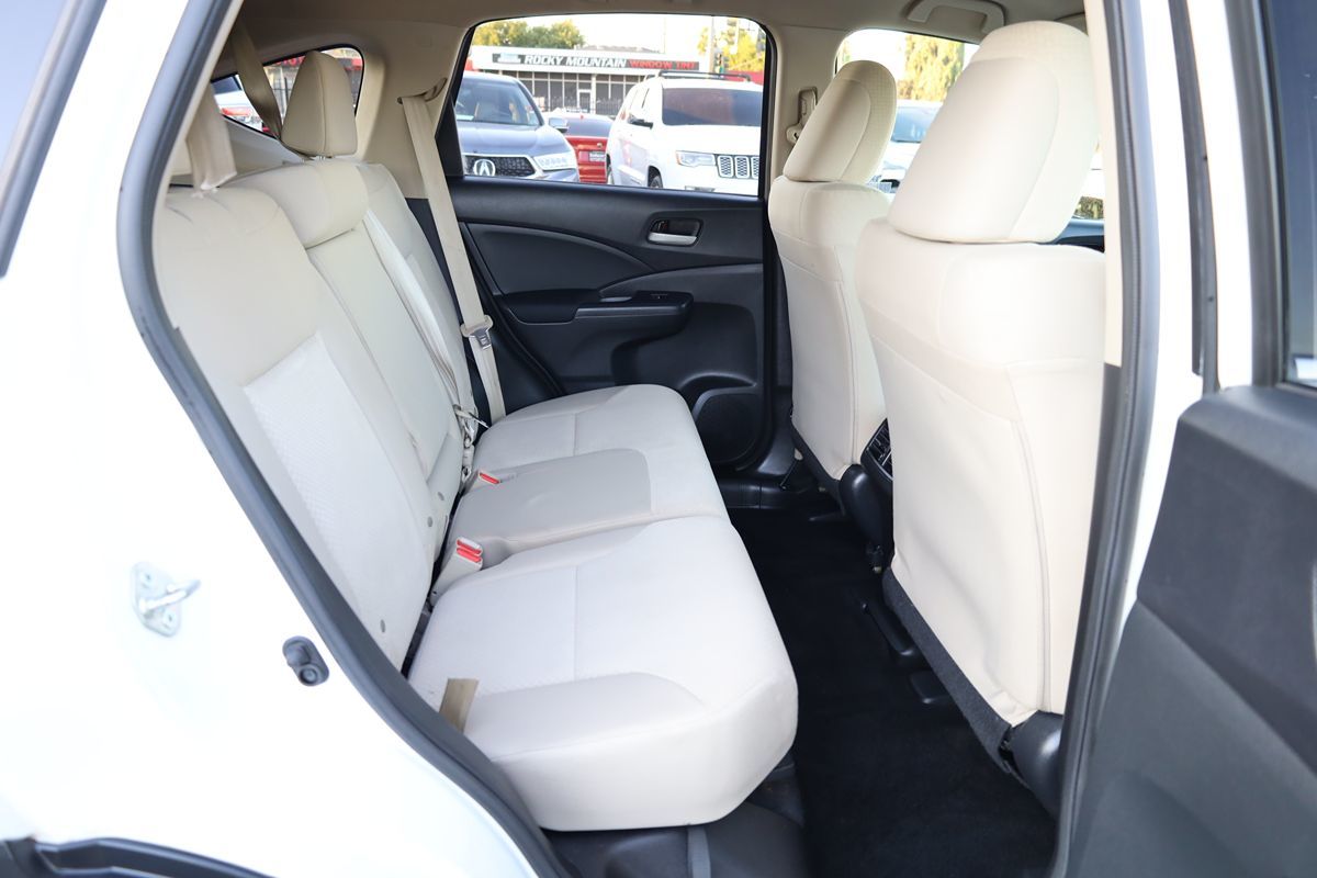 2016 Honda CR-V SE photo 7