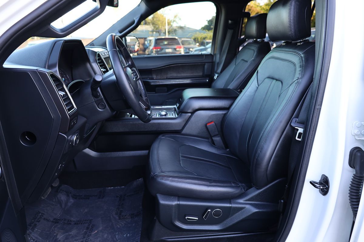 2020 Ford Expedition MAX Limited photo 11